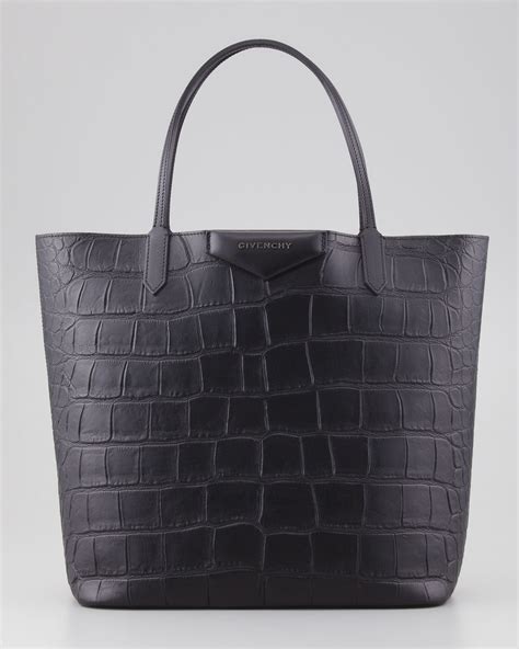 givenchy antigona croc stamped|Givenchy Medium Stamped Croc Antigona Envelope in Black.